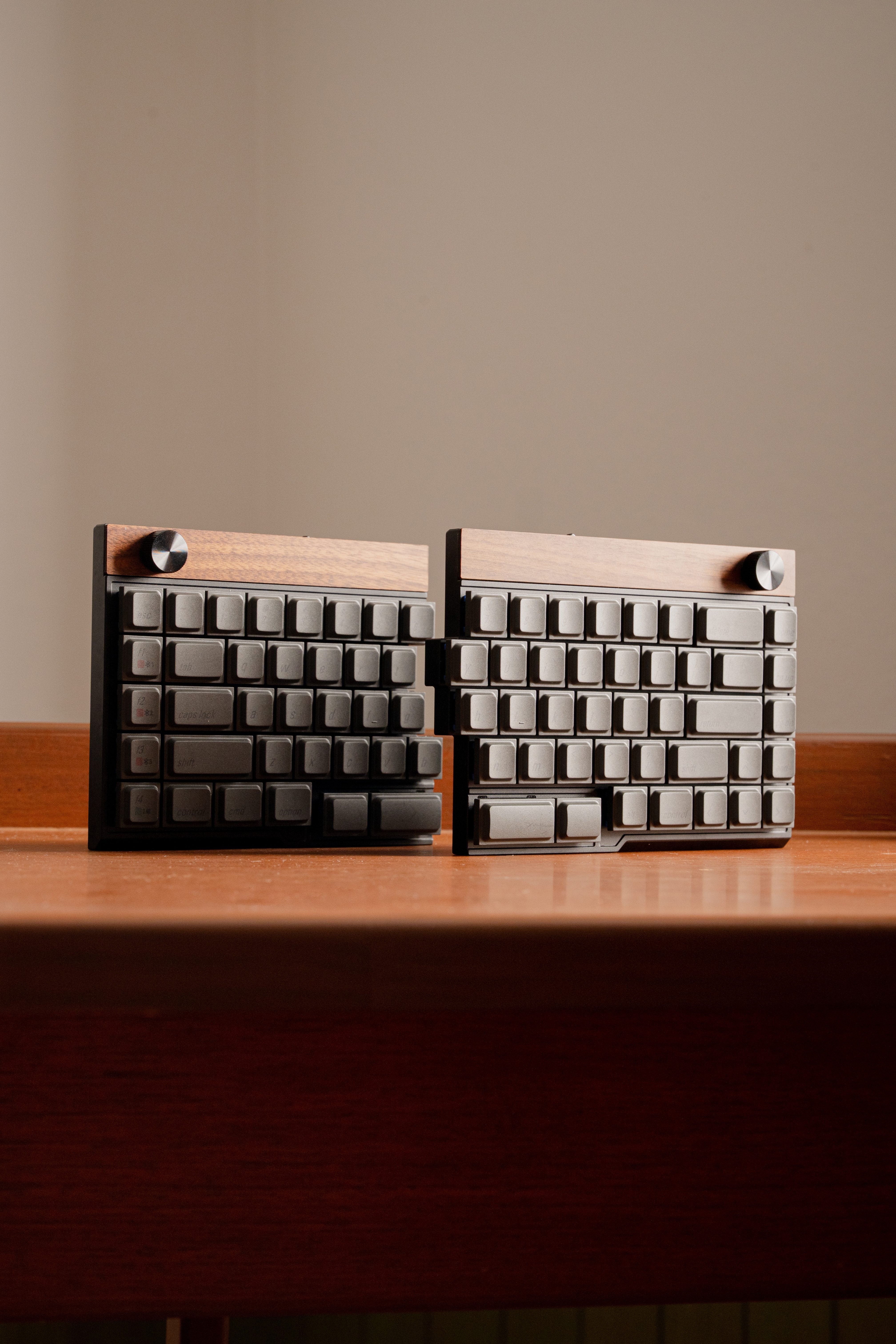 [Pre-Order] Jiffy75 Split Low-Profile Keyboard