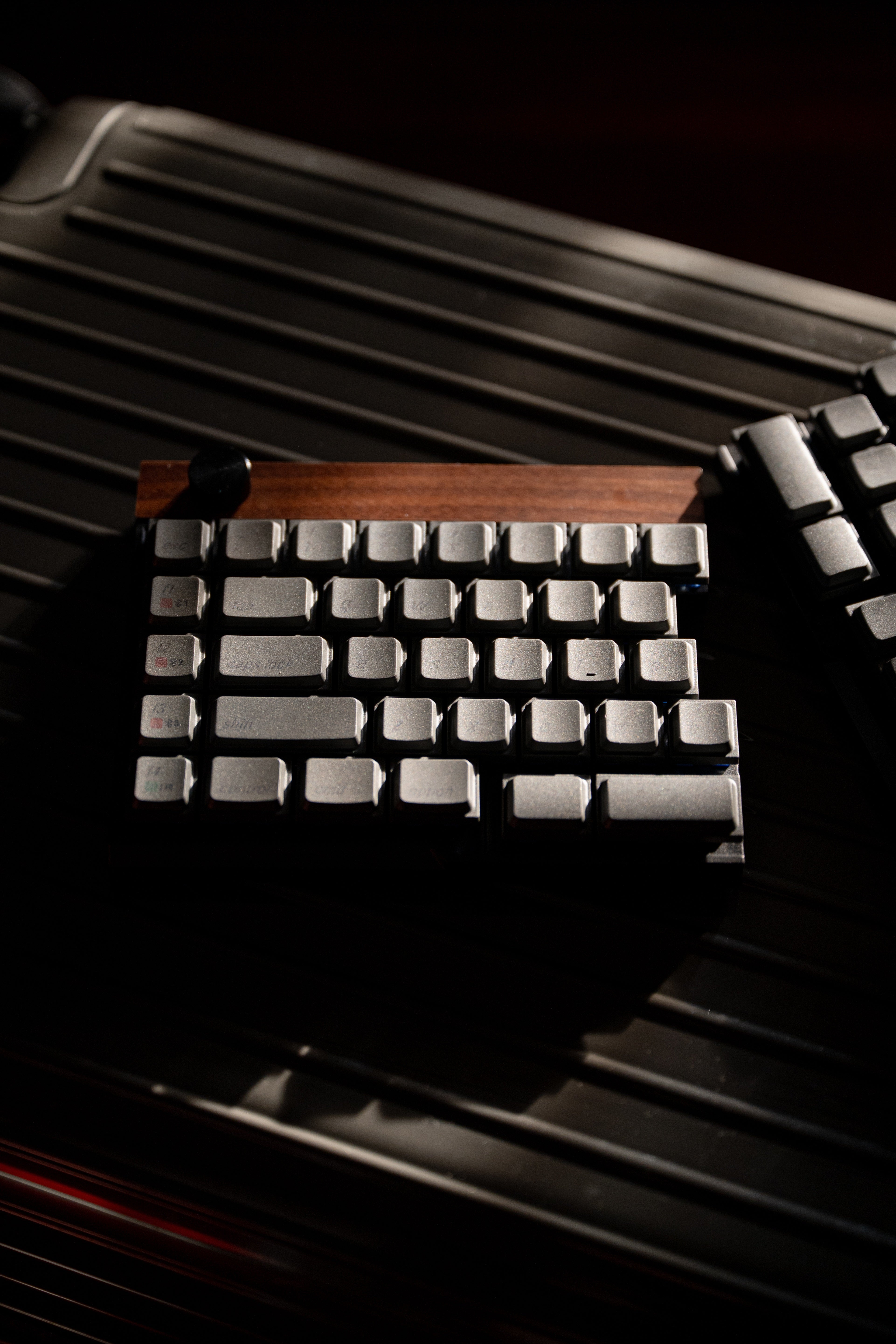 [Pre-Order] Jiffy75 Split Low-Profile Keyboard