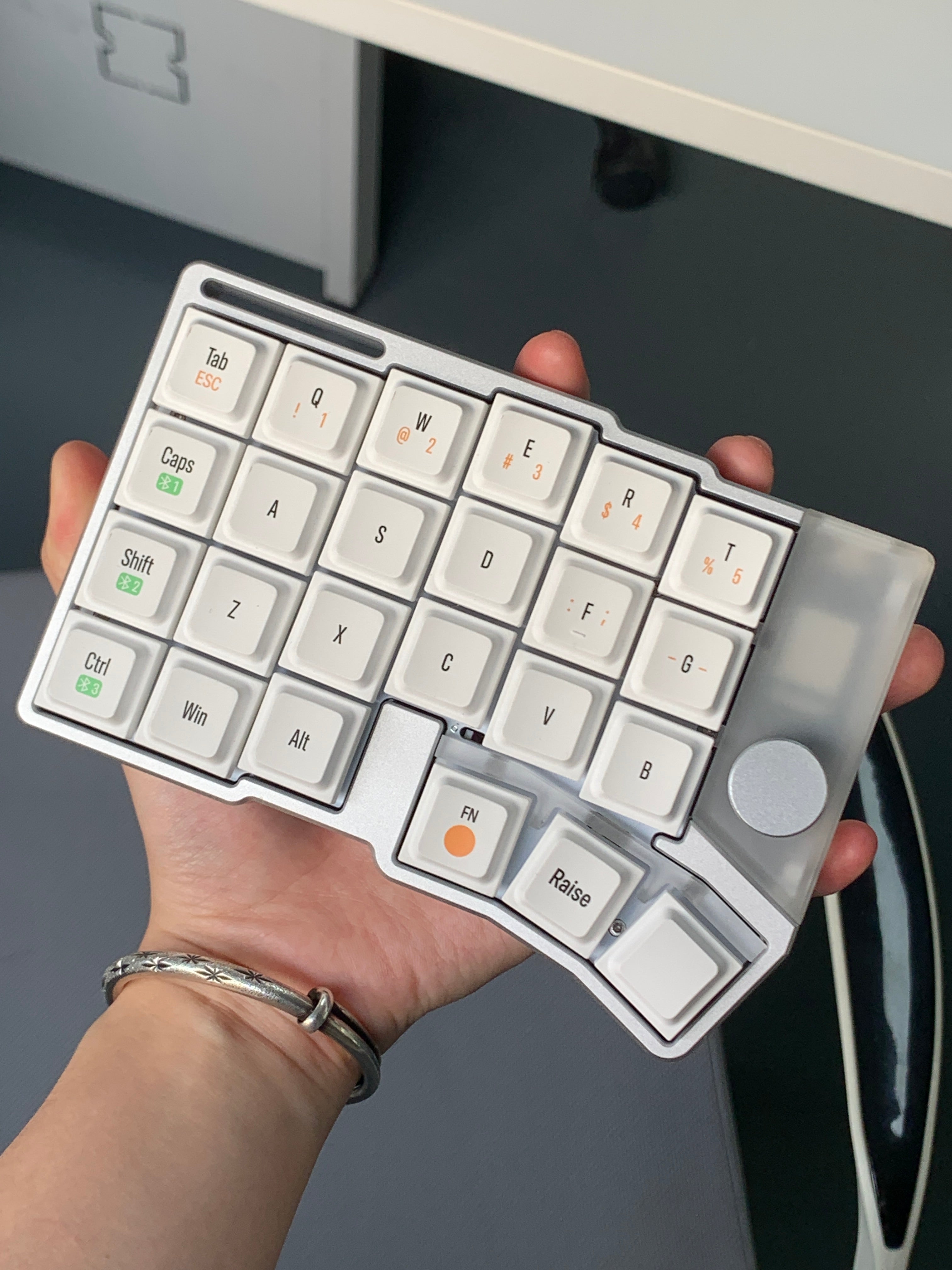 Jezail Cornix Split Low-Profile Keyboard