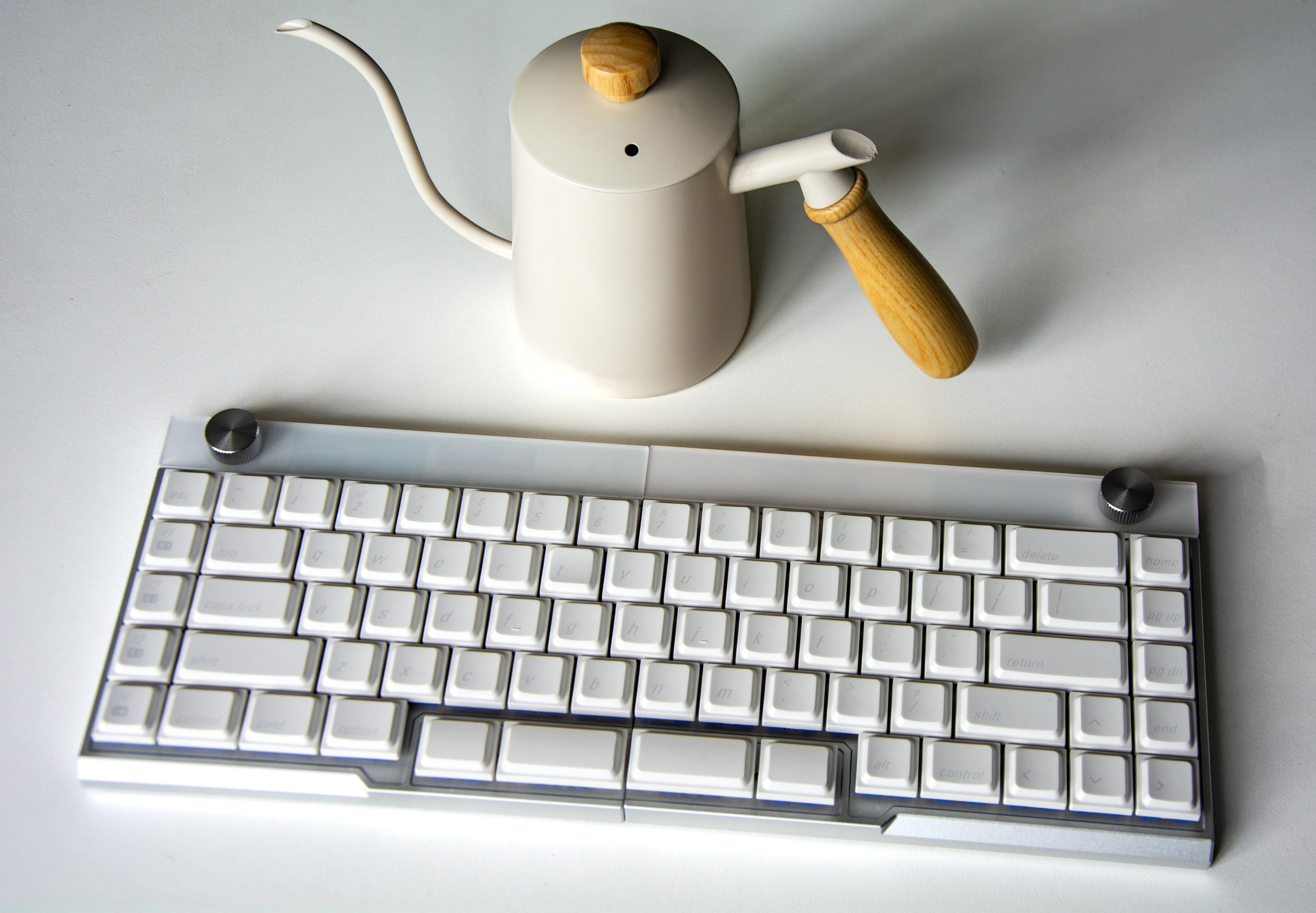 [Pre-Order] Jiffy75 Split Low-Profile Keyboard