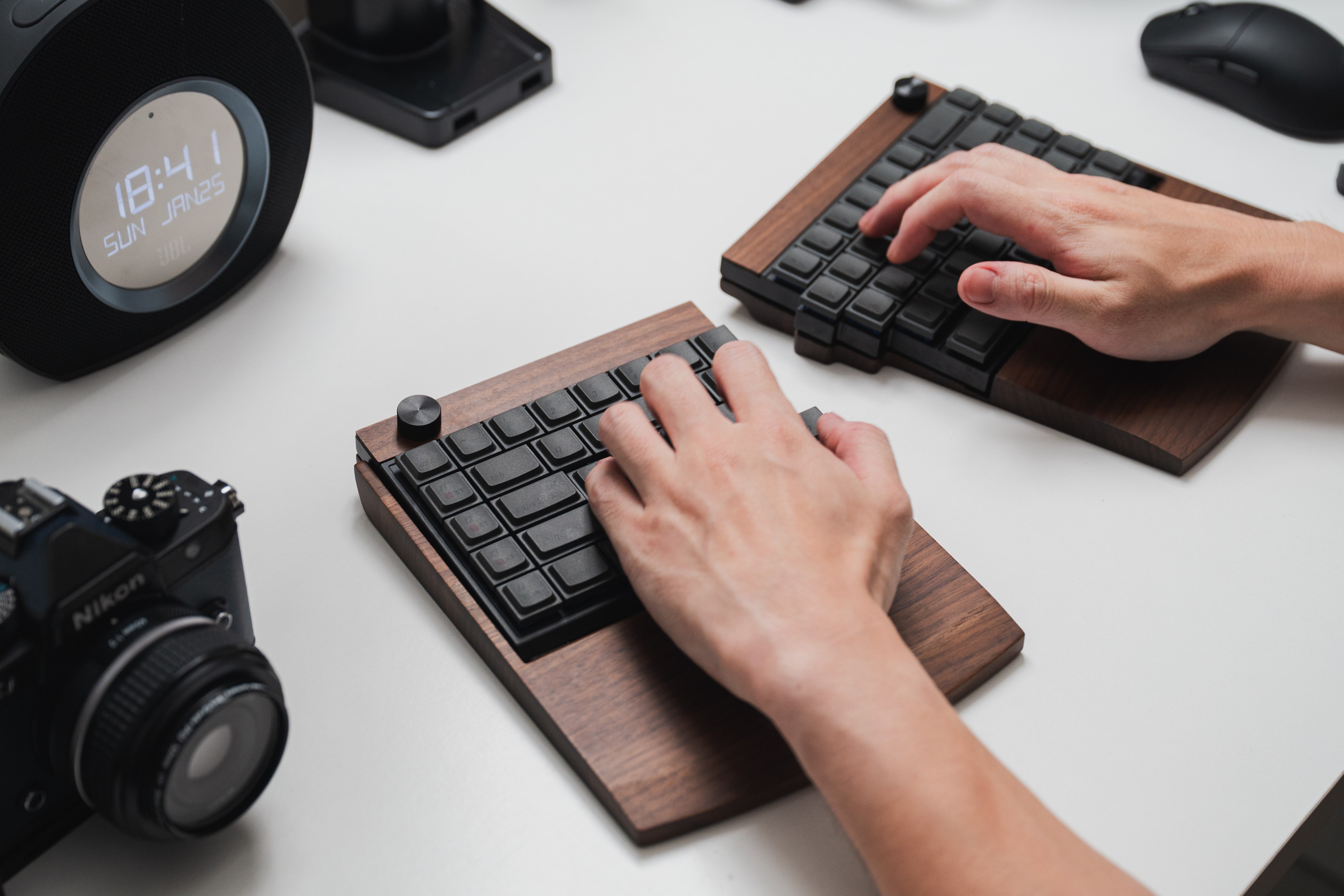 [Pre-Order] Jiffy75 Split Low-Profile Keyboard