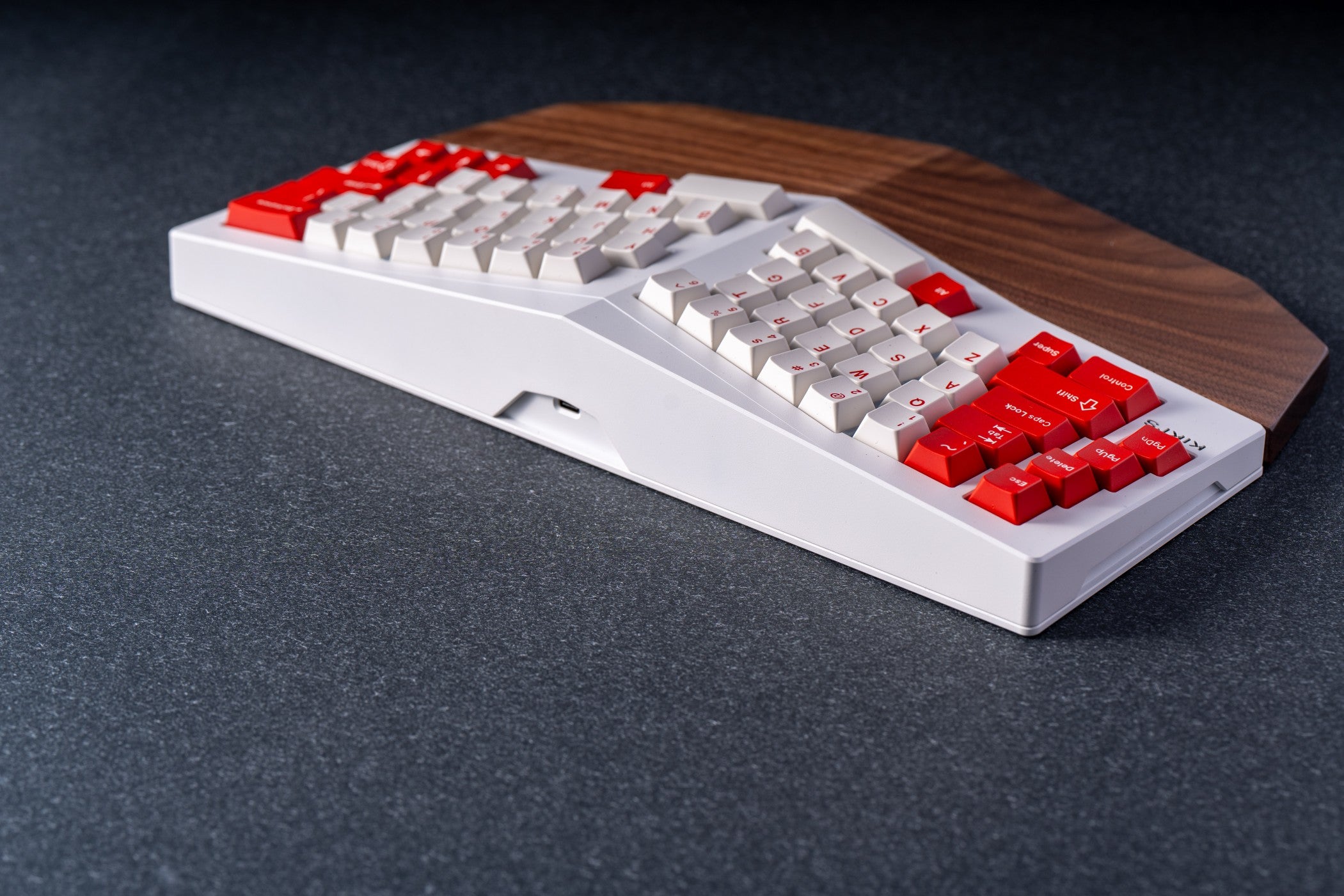 [In-Stock] KIKI's Tented Alice Keyboard
