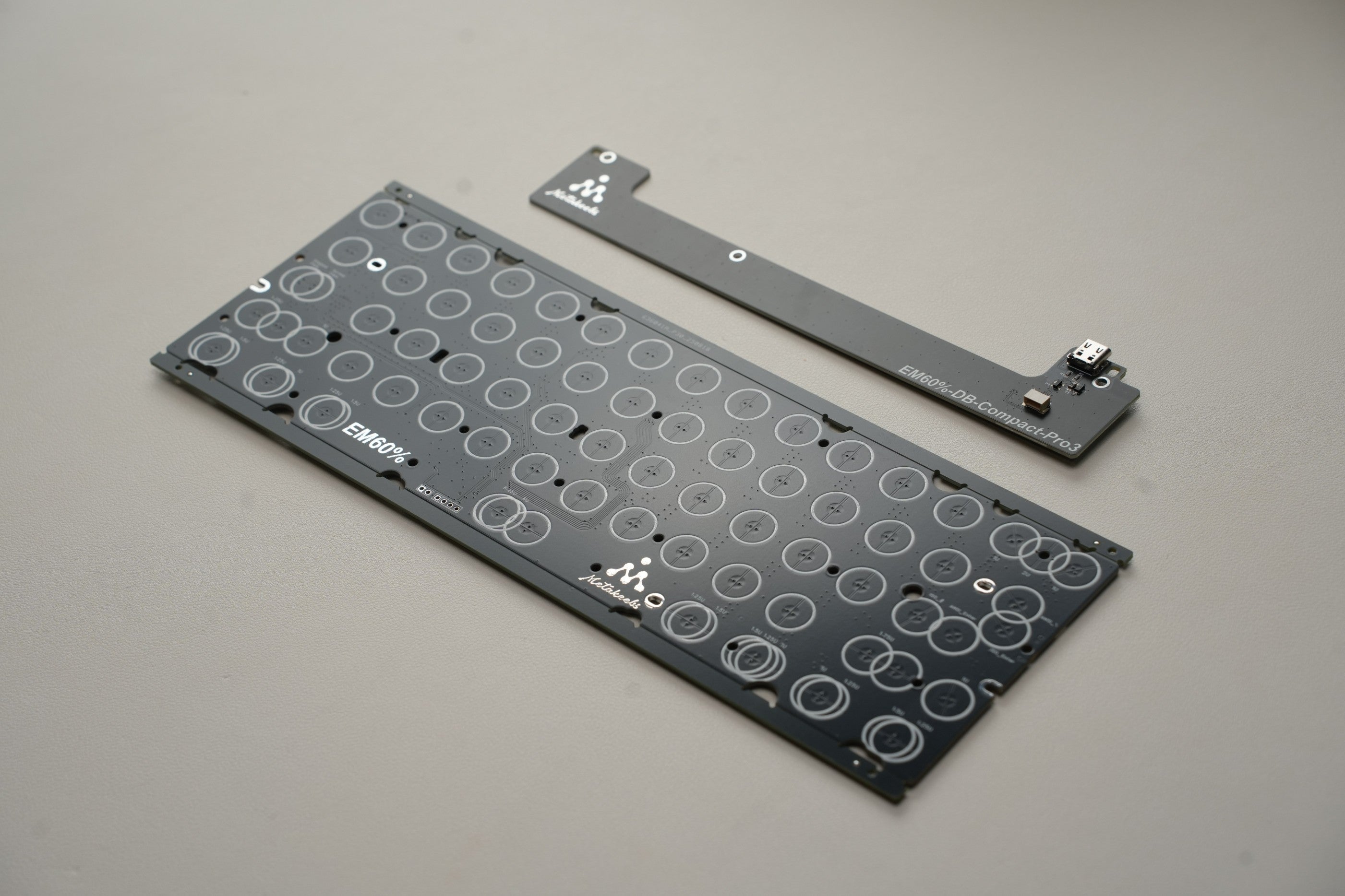EM60 EC PCB from MetaKeebs