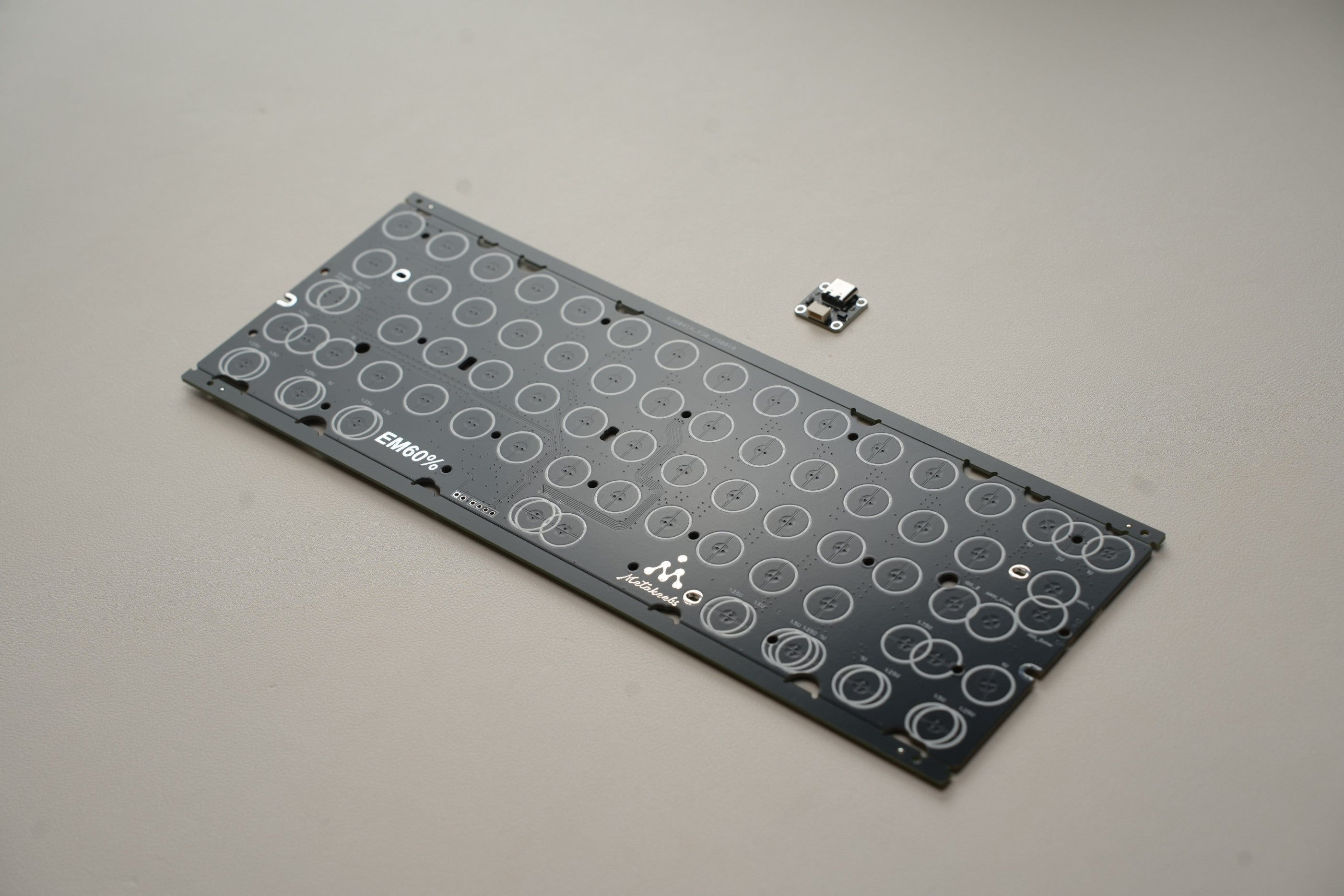 EM60 EC PCB from MetaKeebs